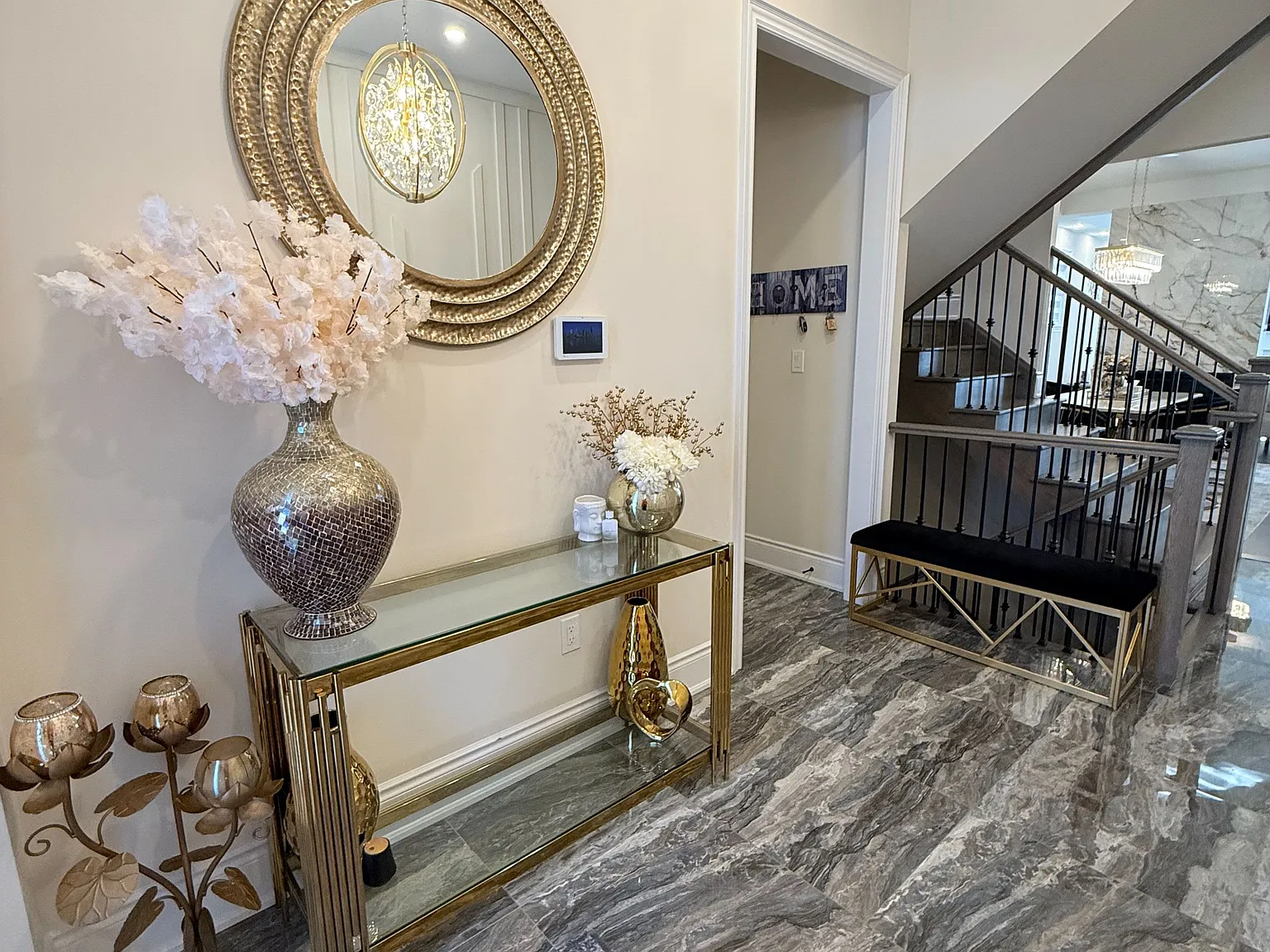 4 bed, $6,200 — Photo 2