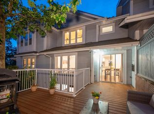 2590 Panorama Dr #20, Coquitlam, BC V3E 2W9