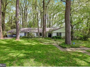 16 Halcyon Ct, Baltimore, MD 21208