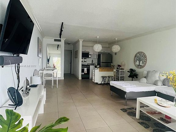 2nd image of 2100 Diana Dr APT 309