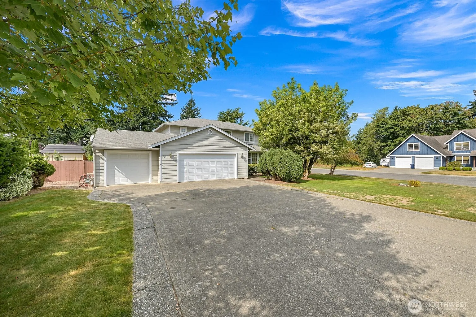 221 Birchwood Drive photo 1