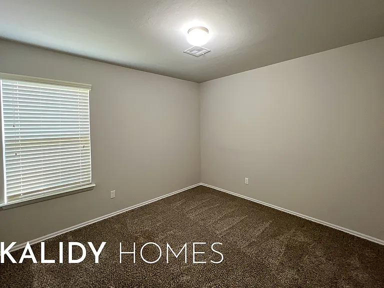412 Nathan Way — Photo 23