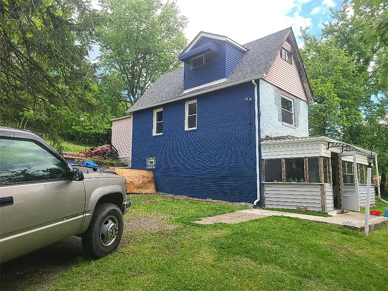 207 Montana Ave — Photo 20
