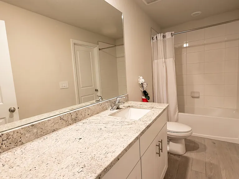5784 SE Edgewater Cir — Photo 13