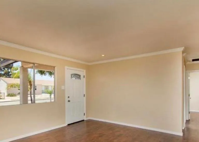 3314 Moccasin Ave — Photo 2