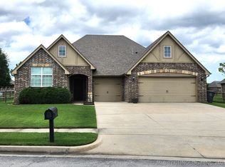 17519 E 45th Pl, Tulsa, OK 74134