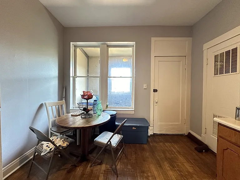 2623 W Crystal St #4 — Photo 6