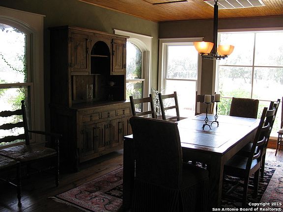 3rd image of 2647 River Bluff Cir