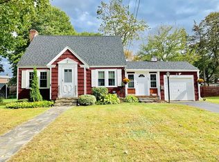 511 Lake Ave, Worcester, MA 01604