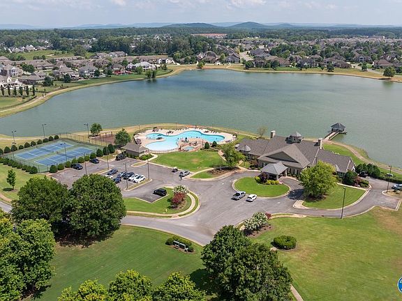 2nd image of 27 Holly Park Blvd