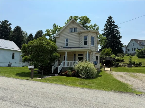 102 Bayard Ave, Rices Landing, PA 15357
