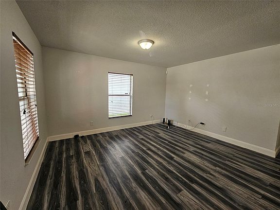 4th image of 2312 E 22nd Ave