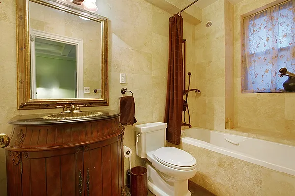 Sold by Corcoran | media 19