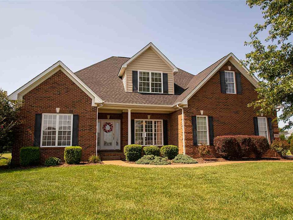 1st image of 943 Poppy Hills Ct