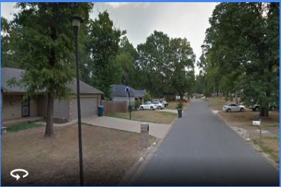 2nd image of 10102 Yellow Pine Ln