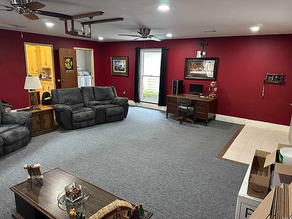 5th image of 139 Garden Dr