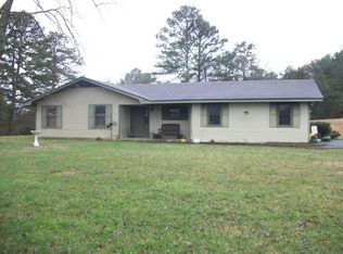 562 S Jenkins Rd, Chickamauga, GA 30707