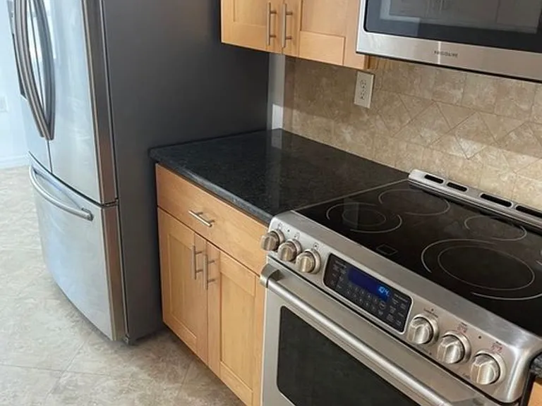 5252 Mosaic Dr — Photo 7