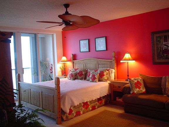 Master oceanfront suite