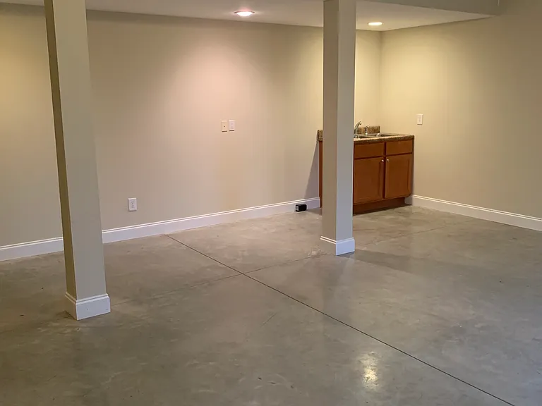 667 Ridgecrest Rd — Photo 5