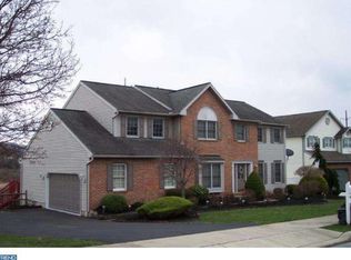 103 Grande Blvd, Sinking Spring, PA 19608