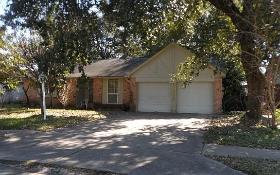 3rd image of 11803 Stroud Dr