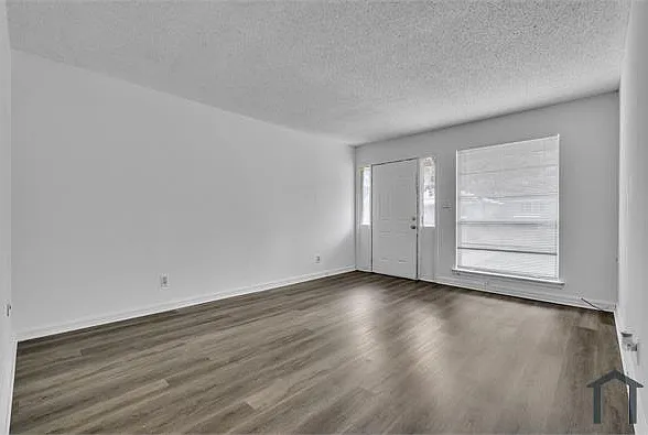 521 16th St SW #523 — Photo 19