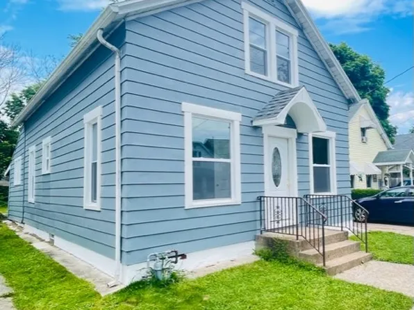 2679 Hazel St, Erie, PA 16508