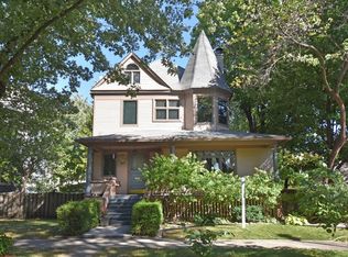 3333 Wenonah Ave, Berwyn, IL 60402