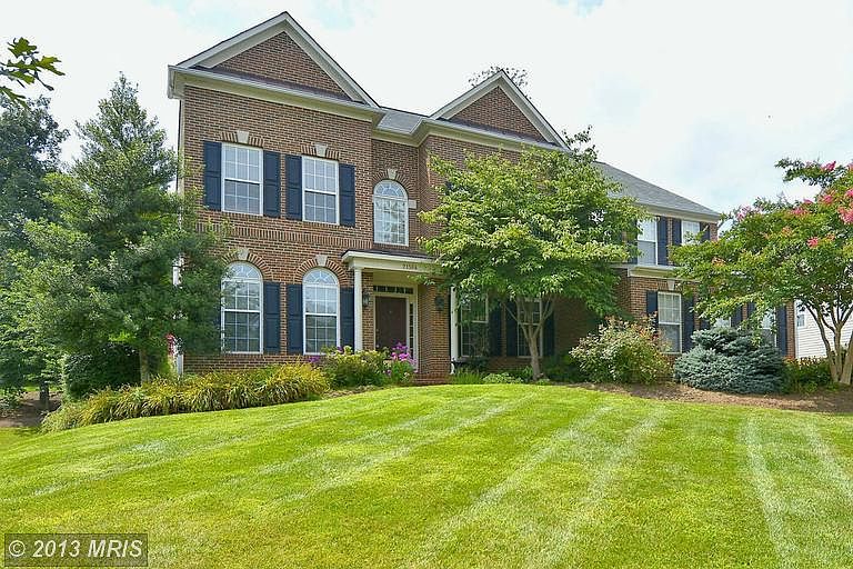 2nd image of 21564 Glebe View Dr
