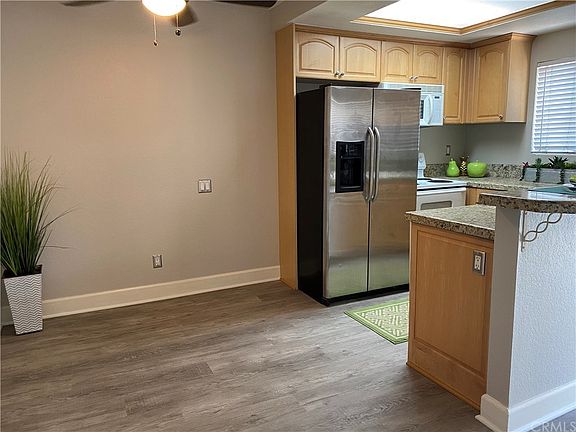 5th image of 2931 C St Unit 374