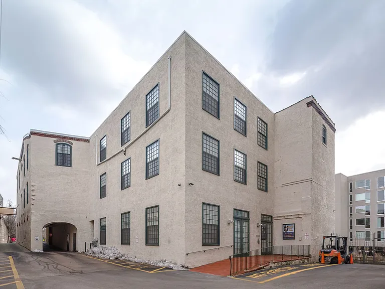 The Watermill Lofts — Photo 72