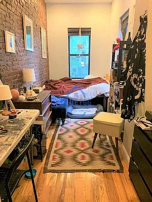 Rented by Blue Egg Realty Corp | media 37