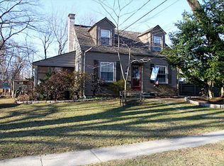 155 Waterman Ave, Cranston, RI 02910