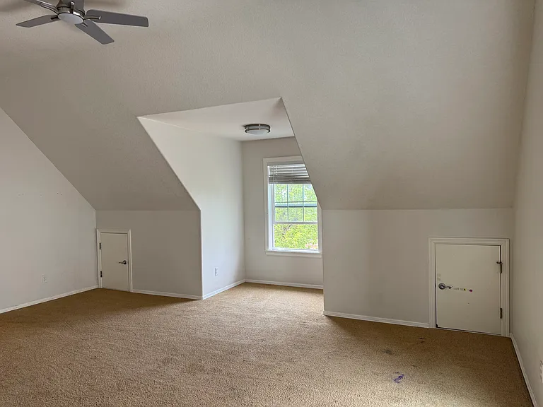 3228 N Main St — Photo 37