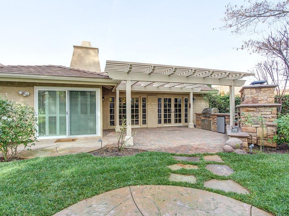 1st image of 2358 Leeward Cir
