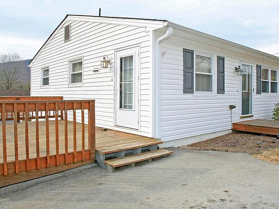 5th image of 1417 Glenwood Dr SE
