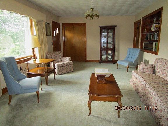 2nd image of 8401 Fairystone Park Hwy