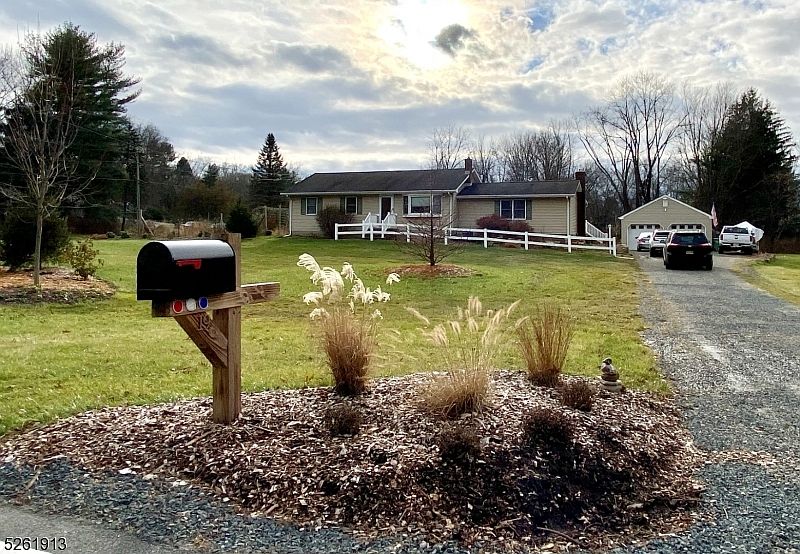 19 Old Farmers Rd, Long Valley, NJ 07853 Zillow