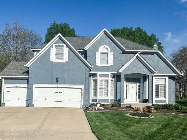 11201 W 140th Pl, Overland Park, KS 66221