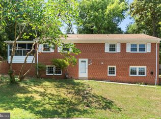 6222 Driftwood Dr, Alexandria, VA 22310