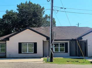 801 Meadowlark Cir, Granbury, TX 76049