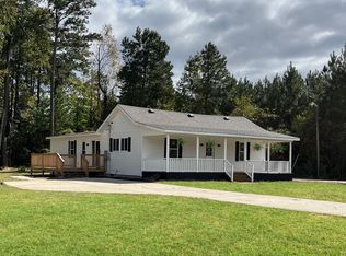 2856 Cupelo Rd, Farmville, NC 27828