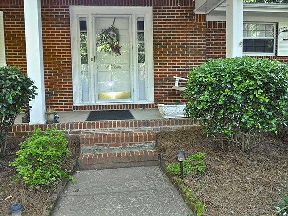 3rd image of 2209 Haven Crest Dr