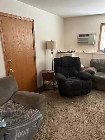 305 Winn Ct #305 — Photo 2