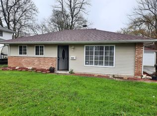 429 Shabbona Dr, Park Forest, IL