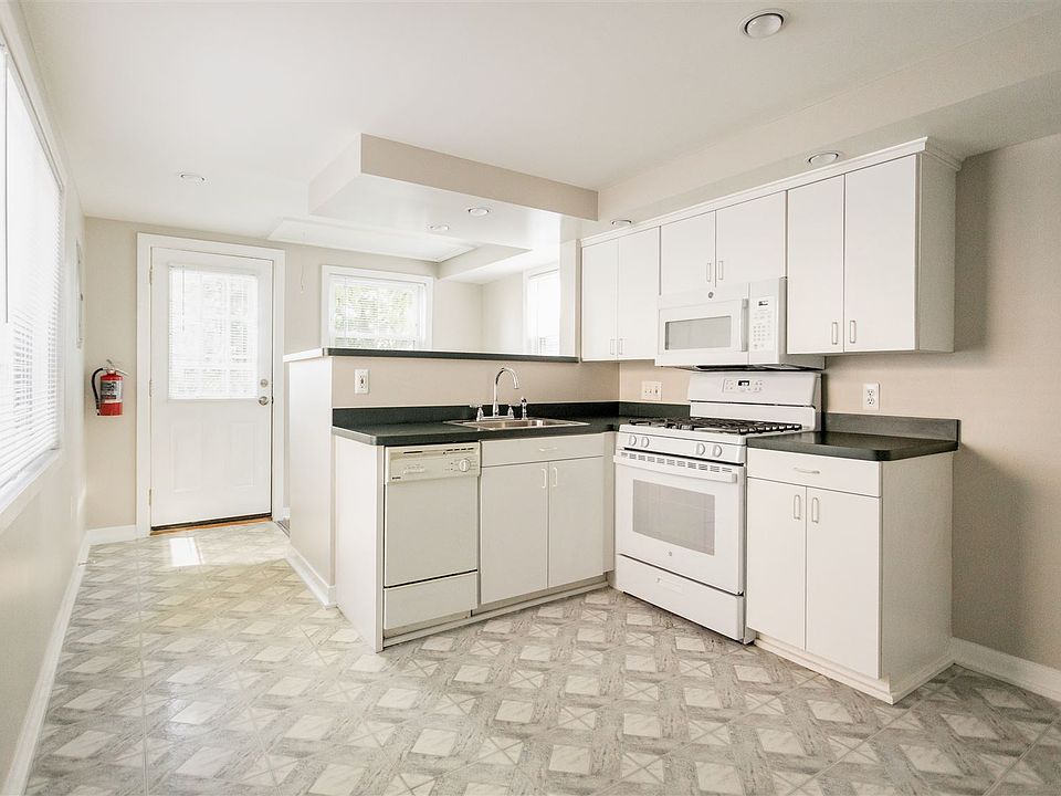 1845Leverette-110