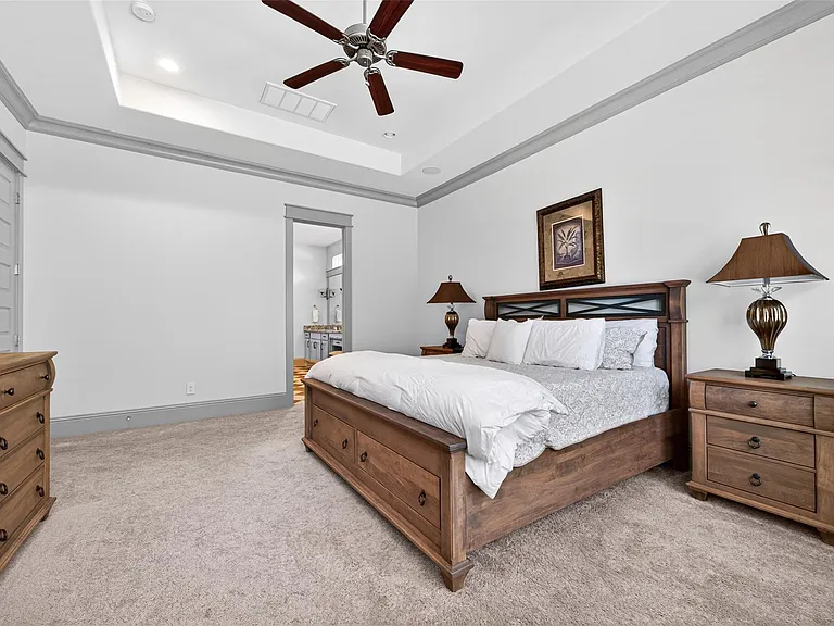 2072 Laurie Darlin Dr — Photo 12