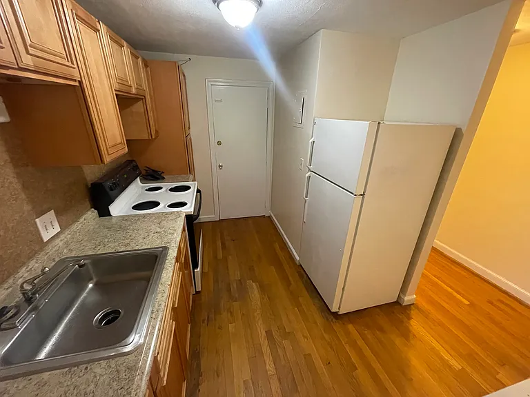 1798 Centre St #7 — Photo 5