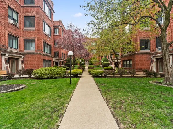 914 W Sunnyside Ave #2D, Chicago, IL 60640